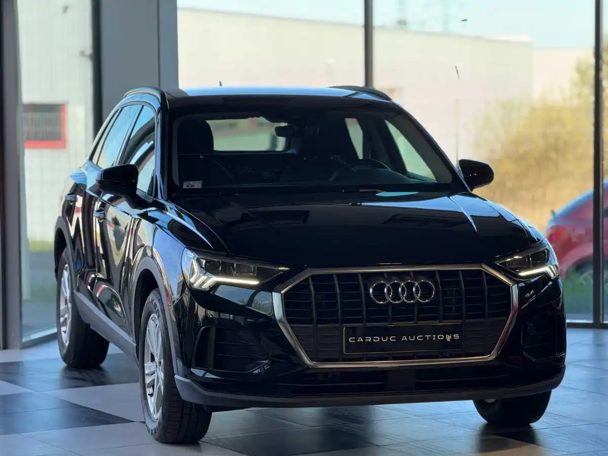 Audi - Q3 45 TFSI E