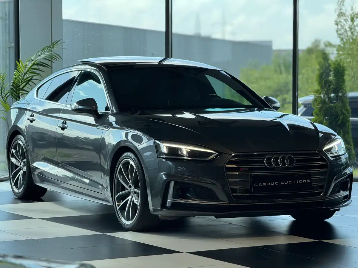 Audi S5 Sportback 